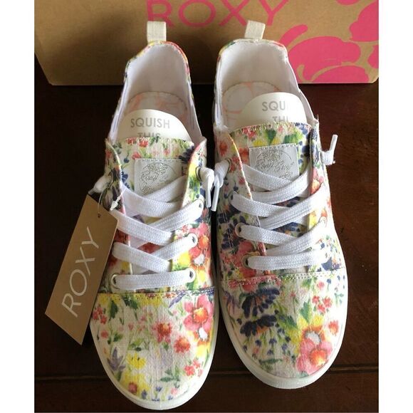 ROXY - NWTIB - L Sz 6.5 "Libbie" Slip-On Canvas SneaKers in Floral Pattern 🌸 - Picture 16 of 16
